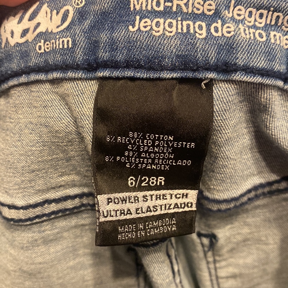 Mossimo Jeans - Picture 3 of 3